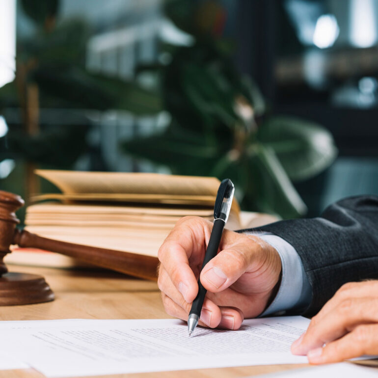 Δικηγορικό Γραφείο Αθήνα - Ευγένιος Χριστοφιλόπουλος & Συνεργάτες